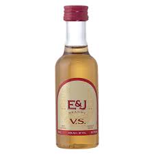 E&J VS Brandy 50ml