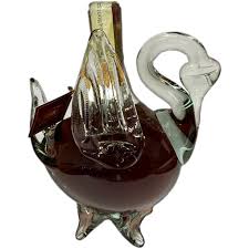 Armenian Brandy in Swan Decanter 10 Year Old XO Brandy 375ml