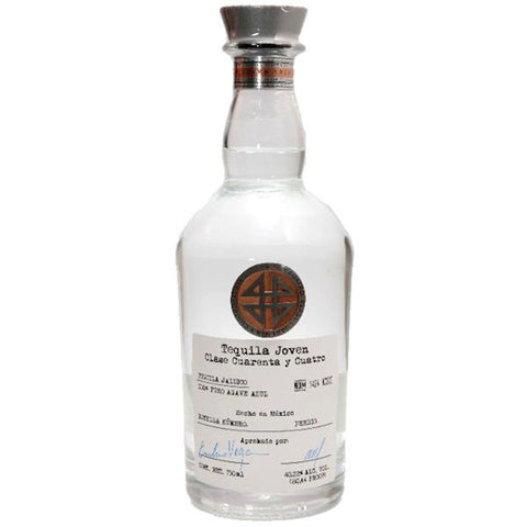 Clase Cuarenta y Cuatro Joven Tequila 750ml